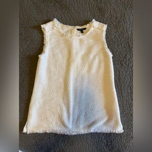 Banana Republic Cream Textured Sleeveless Top, Size Small